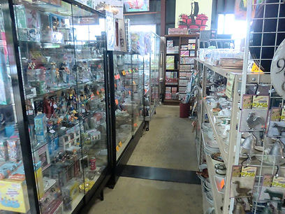 おもちゃ・食器